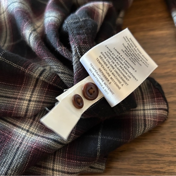 ❤️ Banana Republic Black and Red Plaid Casual 15-15 1/2 Shirt - Picture 7 of 12